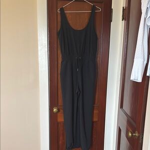 Black Sleeveless Abercrombie traveler Jumpsuit